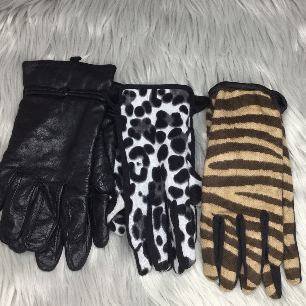 3 pair of gloves